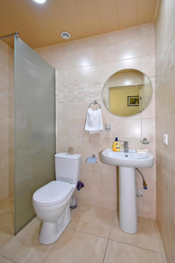 The Nut Guest House Yerevan Exterior foto